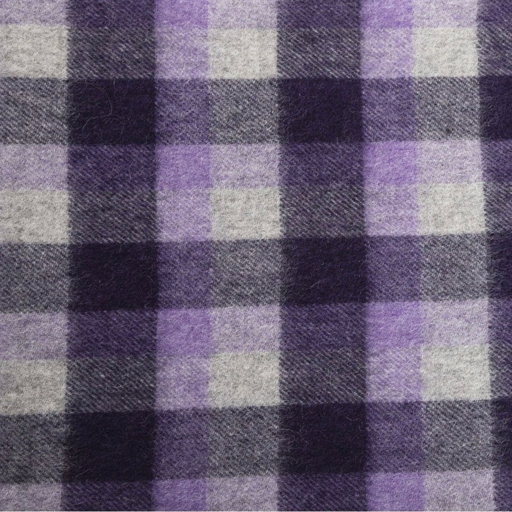 Ballantrae Edinburgh 100% Lambswool Purple and Gray Plaid Scarf - Picture 5 of 8